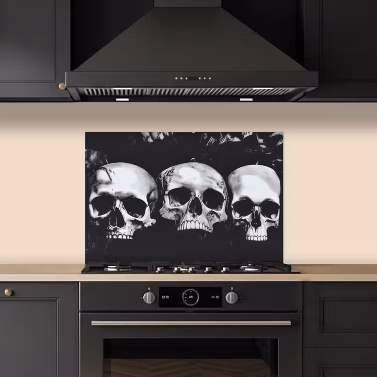 Schedels - Zwart - Contrast keuken achterwand spatscherm klein -sfeer1