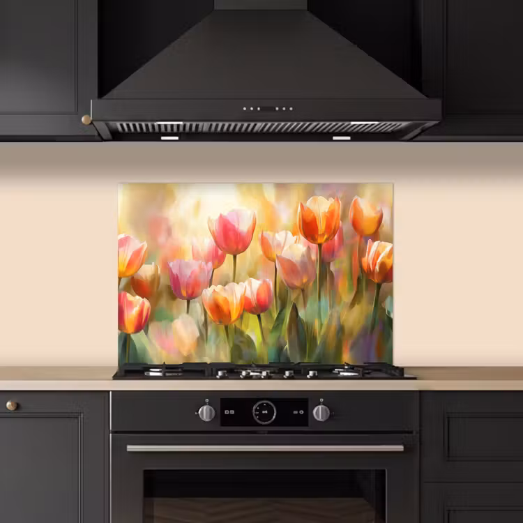 Tulpen - Sprookjesachtig - Kleurrijk keuken achterwand spatscherm klein -sfeer1
