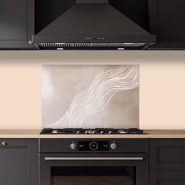 Golvende lijnen - Vloeiend - Zandkleurig keuken achterwand spatscherm klein -sfeer1