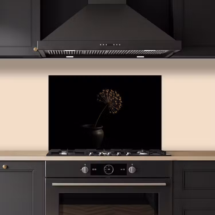 Bol - Gedroogd - Vaas - Zwart keuken achterwand spatscherm klein -sfeer1