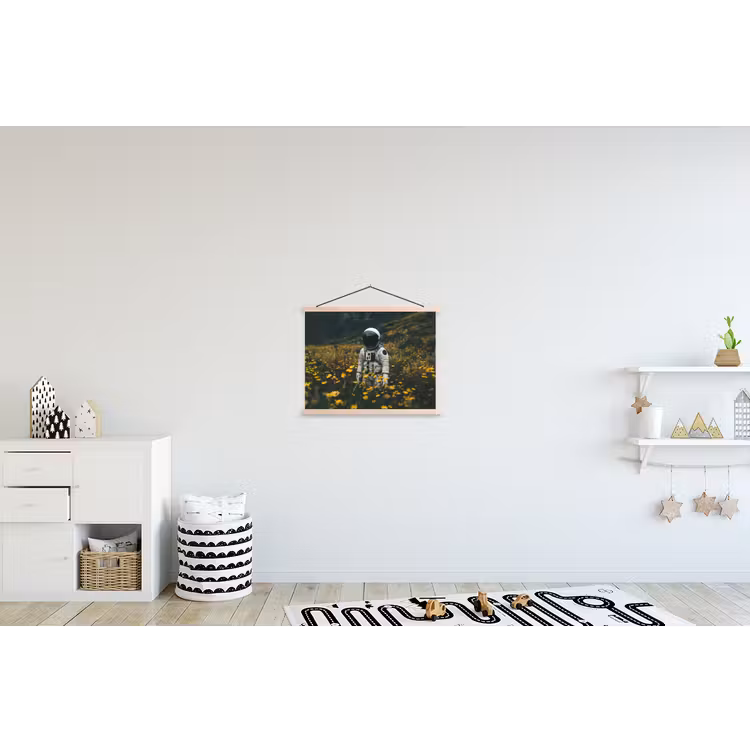 Astronaut - Bloemen - Veld - Geel textielposter latten blank klein -kinderkamer