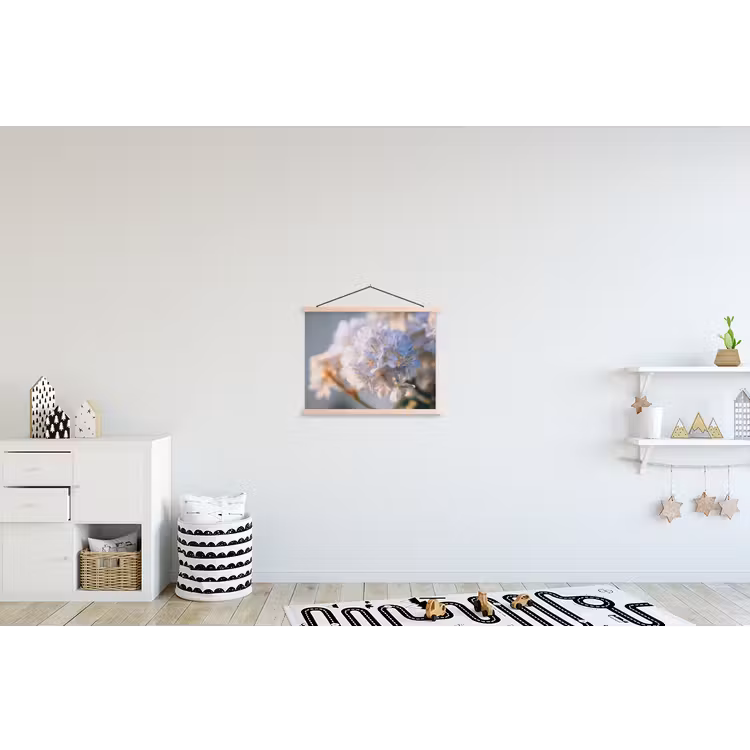 Bloemen - Lichtblauw - Wazig - Trosje textielposter latten blank klein -kinderkamer