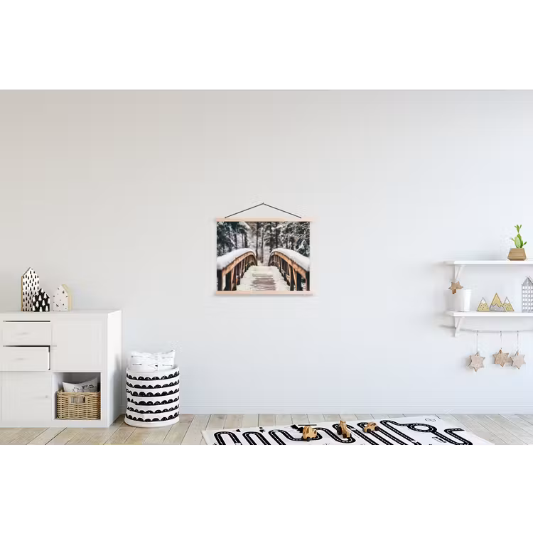 Brug - Winterlandschap - Bos - Natuur - Sneeuw textielposter latten blank klein -kinderkamer