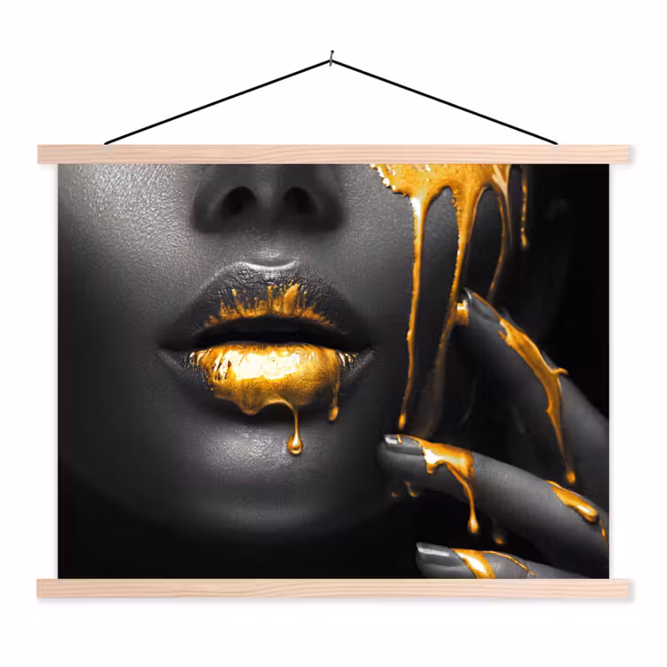 Vrouw - Zwart - Goud - Gezicht - Lippen textielposter latten blank klein -3d