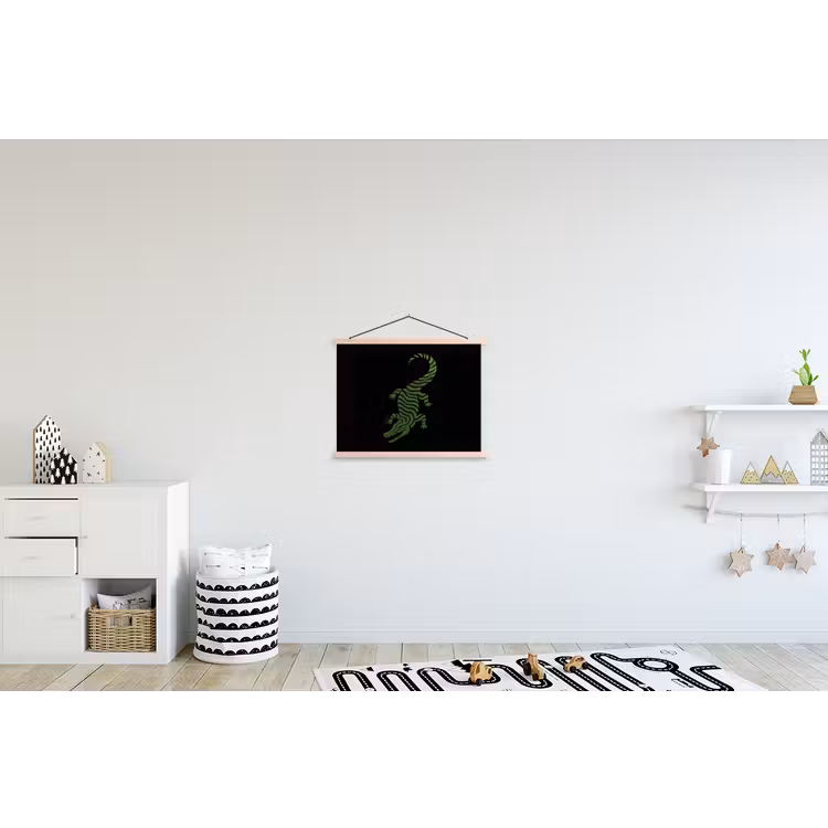 Krokodil - Groen - Tijgerachtig - Strepen textielposter latten blank klein -kinderkamer
