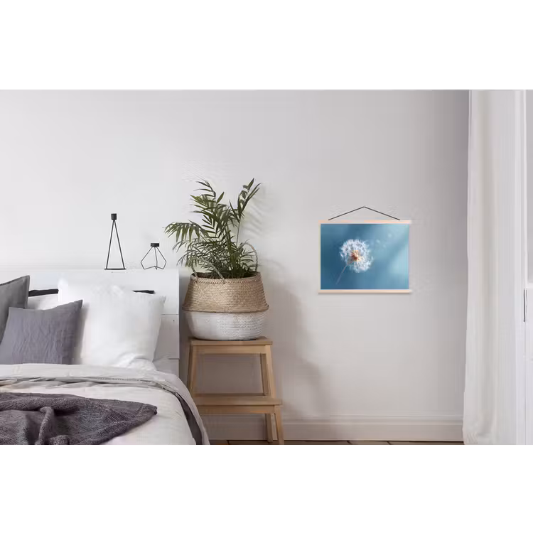 Paardenbloem - Wind - Blauw textielposter latten blank klein -woonkamer