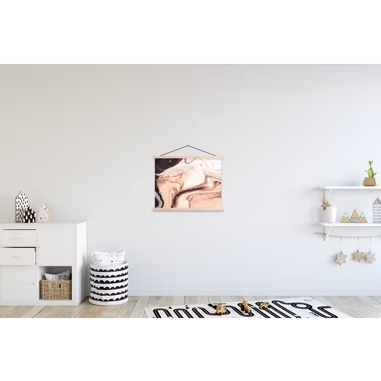 Binnenkant van een roze geode uit de natuur textielposter latten blank klein -kinderkamer