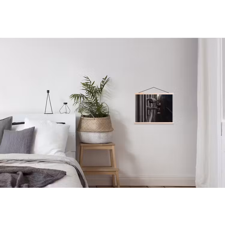 Wijnfles - Glas - Handen - Raam textielposter latten blank klein -woonkamer