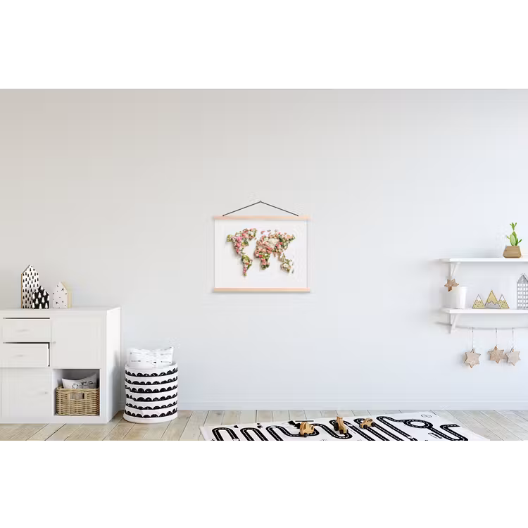 Wereldkaart - Bloemen - Subtiel textielposter latten blank klein -kinderkamer