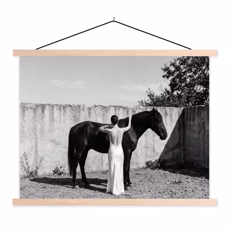 Vrouw - Paard - Artistiek textielposter latten blank klein -3d