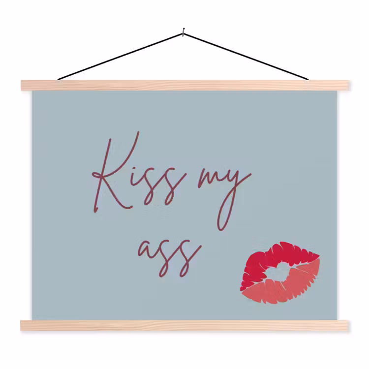 Kiss my ass - Lip - Blauw textielposter latten blank klein -3d