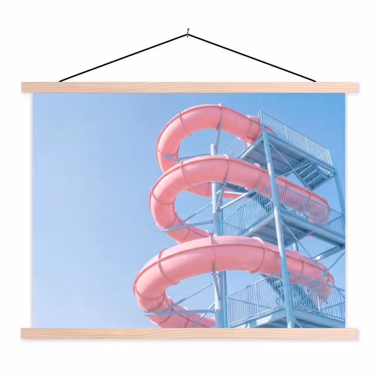 Glijbaan - Waterpark - Spiraal - Modern - Roze textielposter latten blank klein -3d