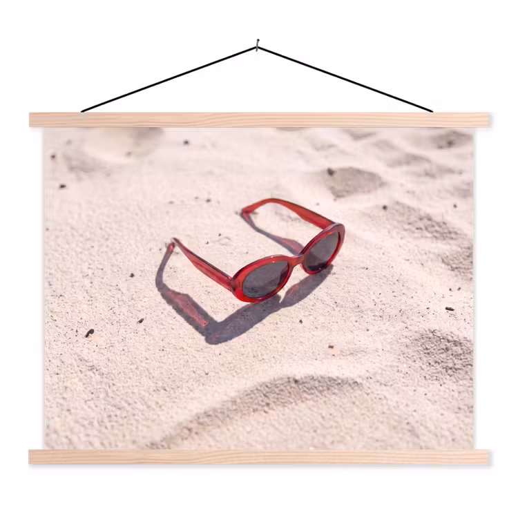 Zonnebril - Strand - Vakantie - Rood textielposter latten blank klein -3d