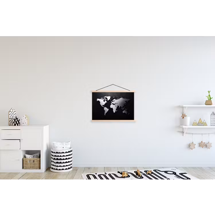 Wereldkaart - Donker - Zilver - Zwart textielposter latten blank klein -kinderkamer
