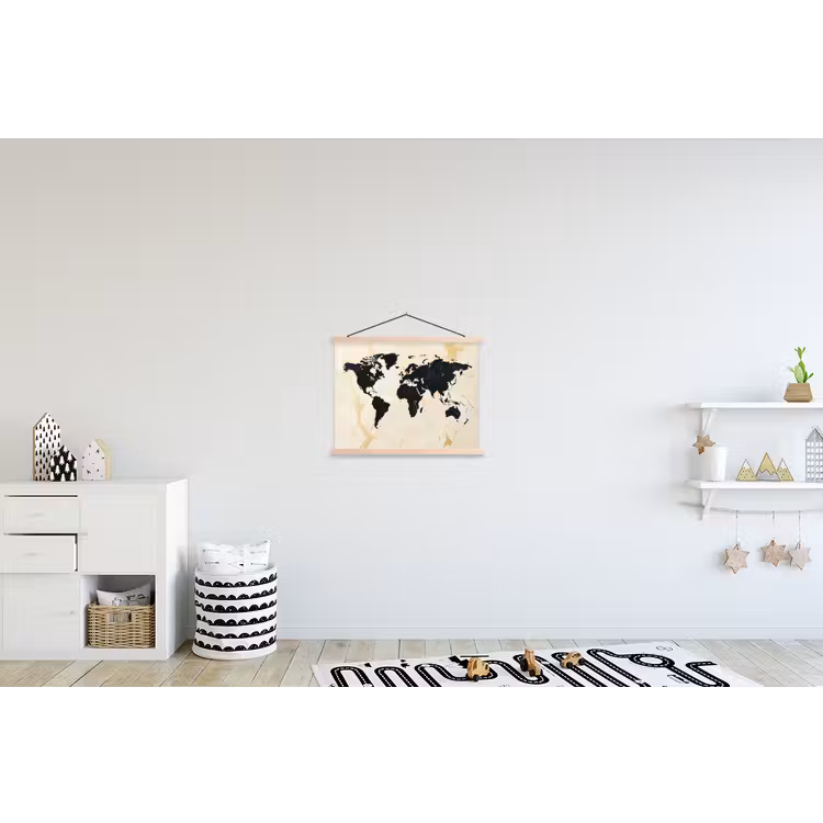 Wereldkaart - Licht marmer - Zwart textielposter latten blank klein -kinderkamer