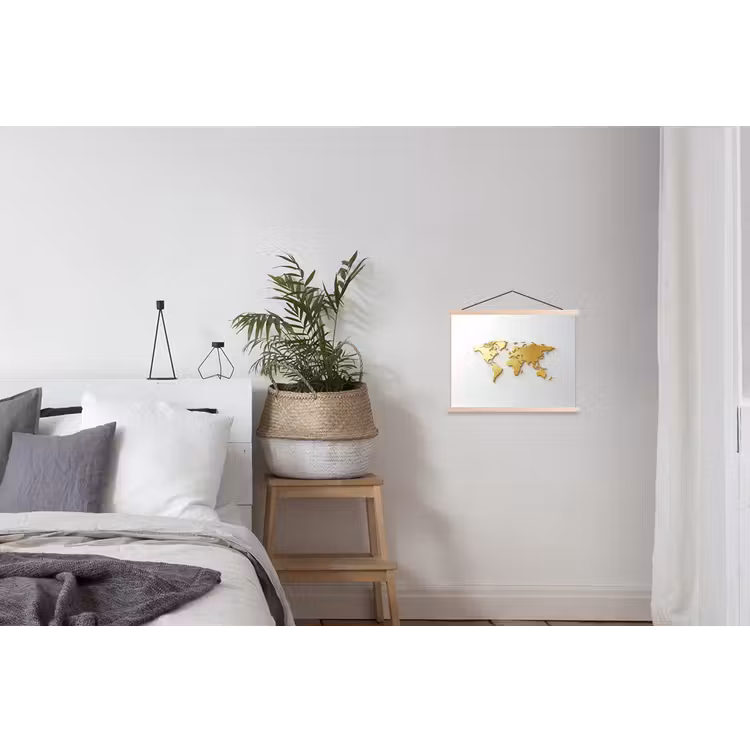 Wereldkaart - Luxe uitstraling - Glanzend goud textielposter latten blank klein -woonkamer