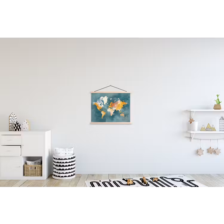 Wereldkaart - Verweerd - Blauw textielposter latten blank klein -kinderkamer