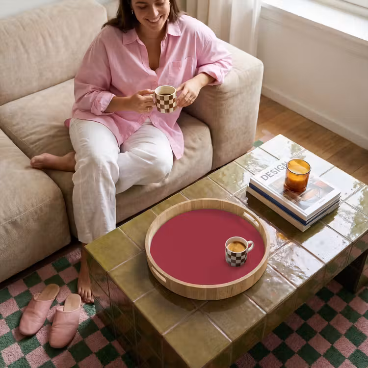 Antique - Ruby - Rood Dienblad Rond middel 914 -sfeer3