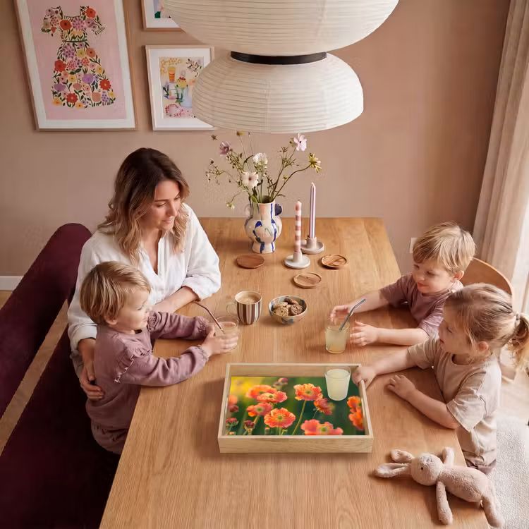 Bloemenveld - Zonnestralen - Oranje Dienblad Rechthoek middel -sfeer4
