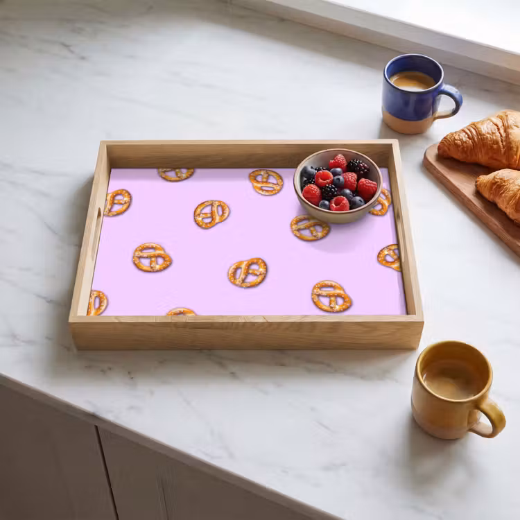 Pretzels - Eten - Paars Dienblad Rechthoek middel -sfeer2