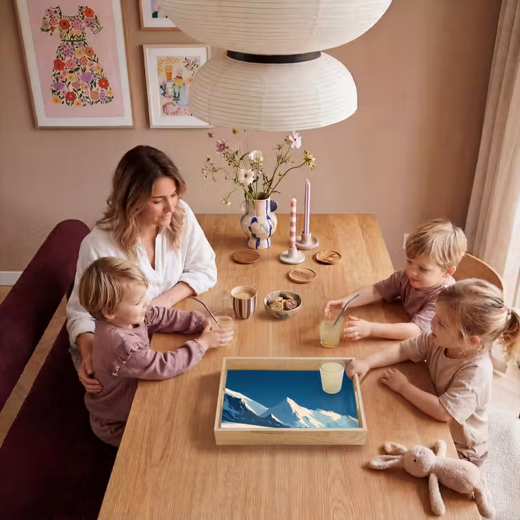 Huis - Berglandschap - Sneeuw Dienblad Rechthoek middel -sfeer4