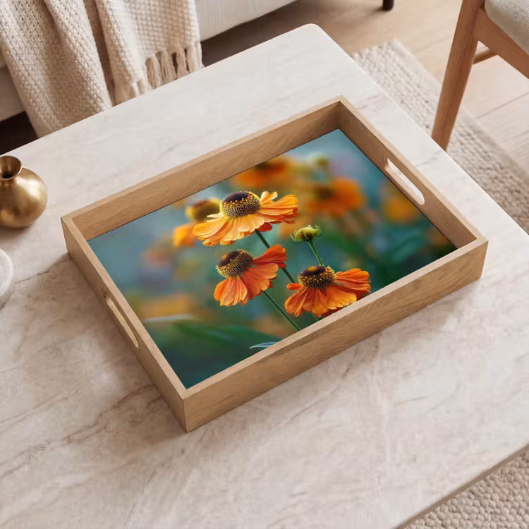 Oranje bloemen - Levendig - Wazige achtergrond Dienblad Rechthoek middel -sfeer1