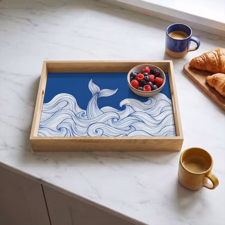 Walvis - Staart - Golven - Lijntekening - Blauw Dienblad Rechthoek middel -sfeer2