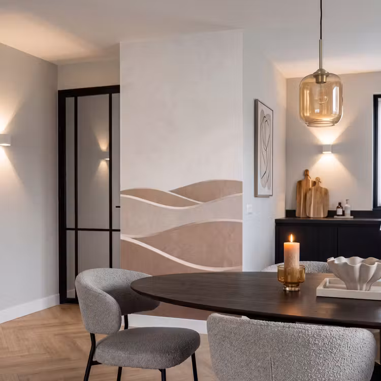 Abstract - Golven - Modern - Beige Behang Vlies klein -sfeer3