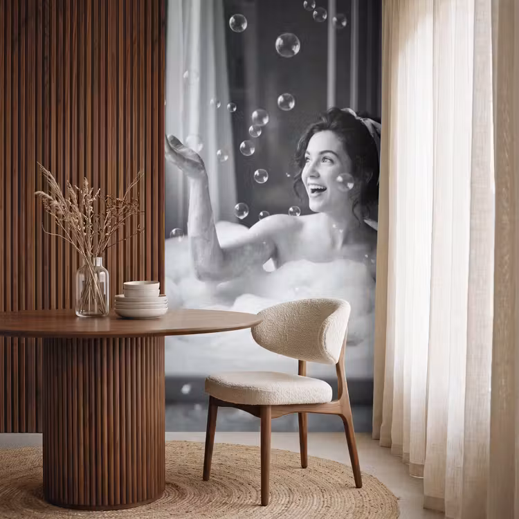 Bad - Bubbels - Zwart - Wit Behang Vlies klein -sfeer1