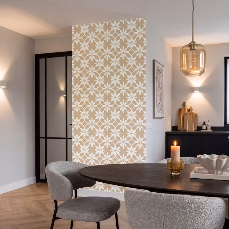 Bloemen - Patroon - Beige Behang Vlies klein 1076 -sfeer3