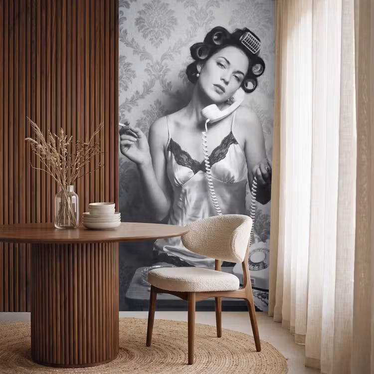 Chic - Vrouw - Zwart - Wit Behang Vlies klein -sfeer1