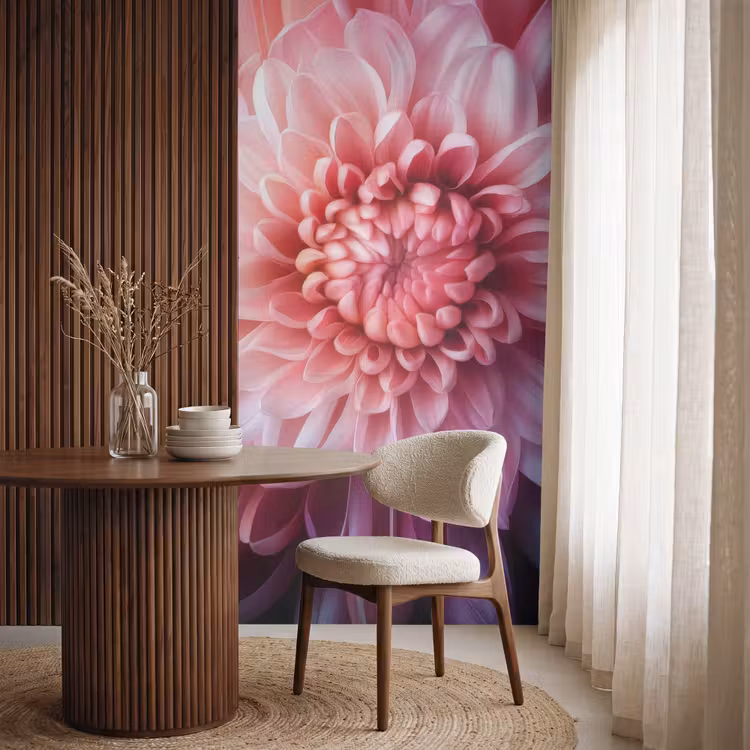 Dahlia - Bloem - Close up - Roze Behang Vlies klein -sfeer1