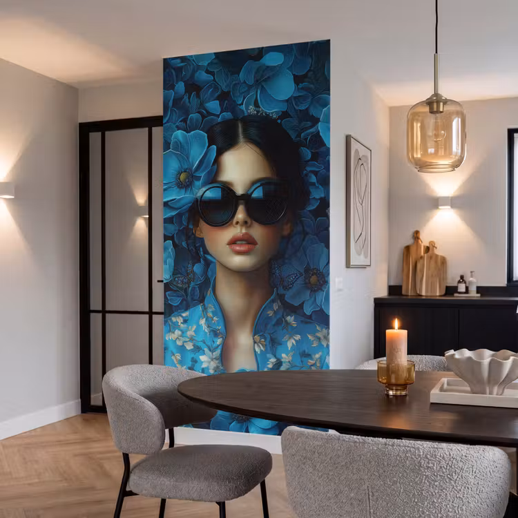 Vrouw - Bloemen - Blauw - Aesthetic - Luxe Behang Vlies klein -sfeer3