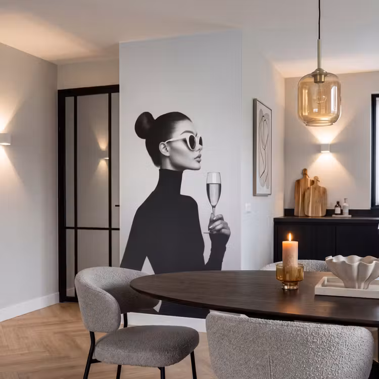 Vrouw - Champagne - Modern Behang Vlies klein -sfeer3