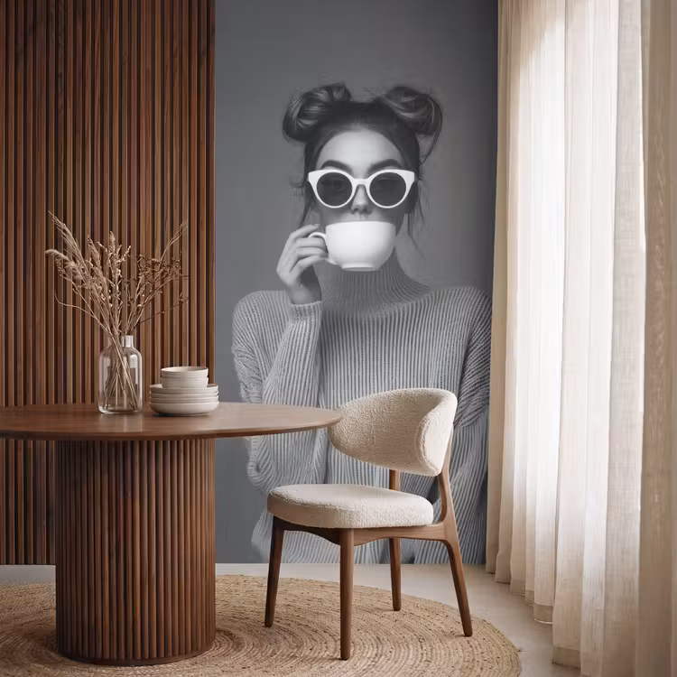 Vrouw - Koffie - Zwart - Wit Behang Vlies klein -sfeer1
