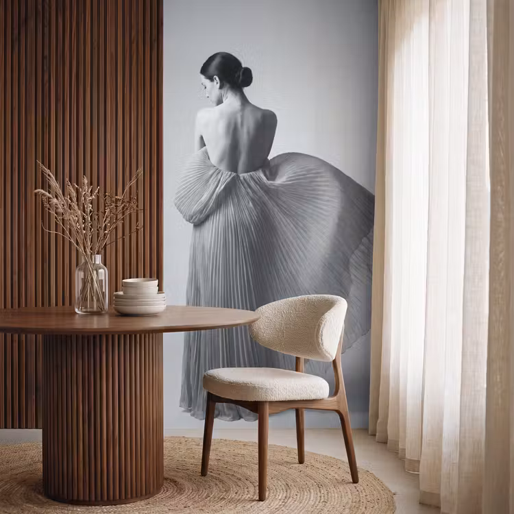 Vrouw - Rug - Textuur - Zwart - Wit - Elegant Behang Vlies klein -sfeer1