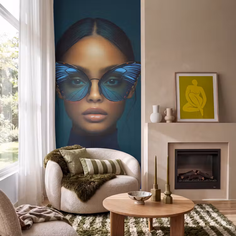 Vrouw - Vlinder - Bril - Blauw - Modern - Portret Behang Vlies klein -sfeer2