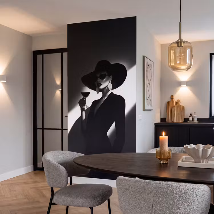 Vrouw - Wijn - Chic Behang Vlies klein -sfeer3