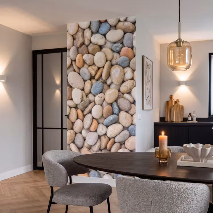 Kiezelstenen - Natuur - Textuur - Beige - Grijs Behang Vlies klein -sfeer3