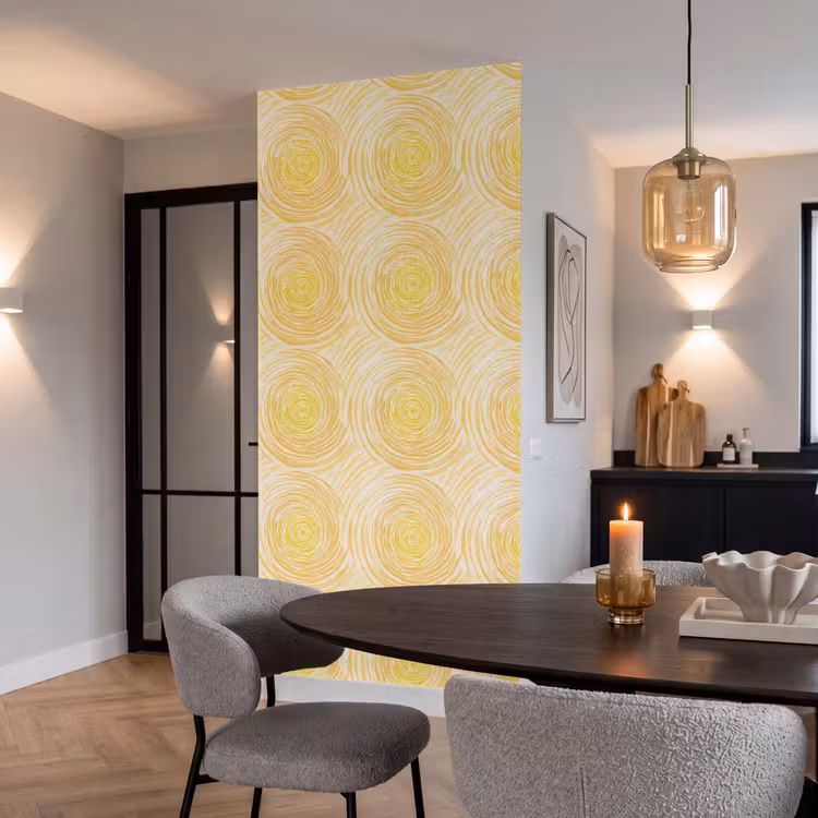 Cirkels - Abstract - Artistiek - Geel Behang Vlies klein 1076 -sfeer3