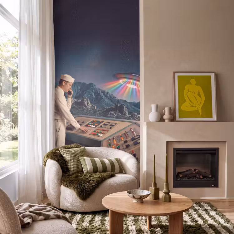 Tapete - Mann – Kontrollraum – Strand - Man - Controlekamer - Strand Behang Vlies klein