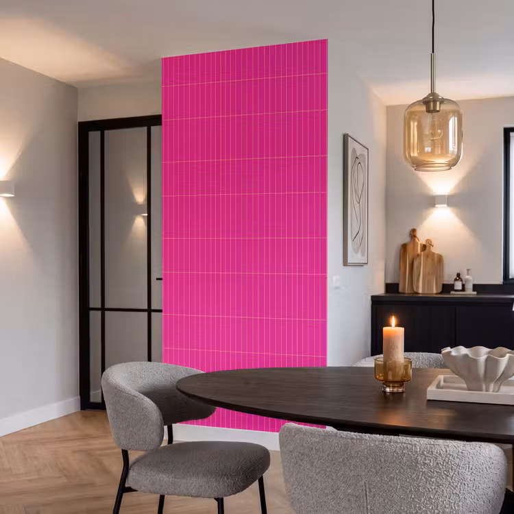Patroon - Tegel - Magenta - Roze Behang Vlies klein 1076 -sfeer3