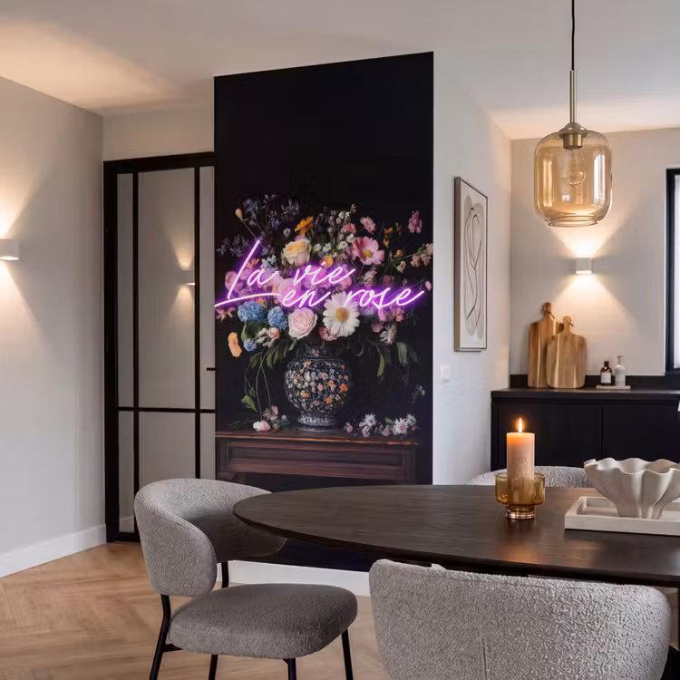 Neon - Vaas - Bloemen Behang Vlies klein -sfeer3