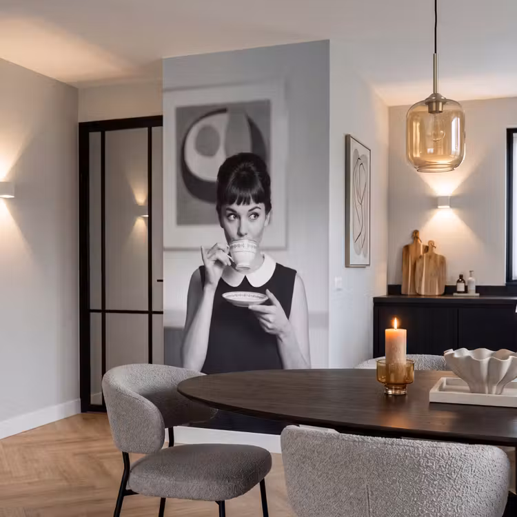 Portret - Thee - Vrouw Behang Vlies klein -sfeer3