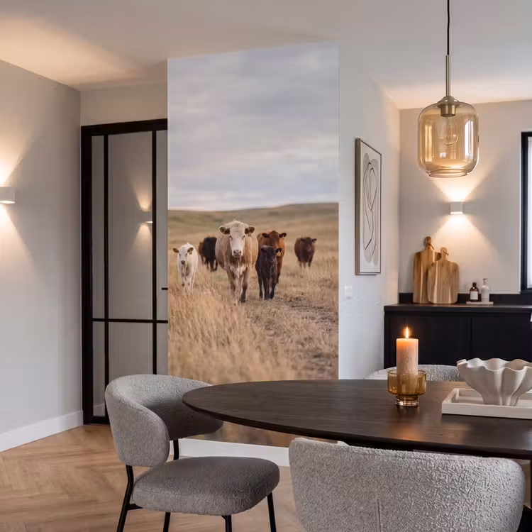 Runderen - Kudde - Landschap - Weide - Rustig Behang Vlies klein -sfeer3