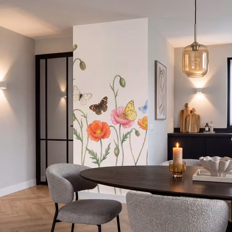Vlinders - Klaprozen - Illustratie - Kleurrijk Behang Vlies klein -sfeer3