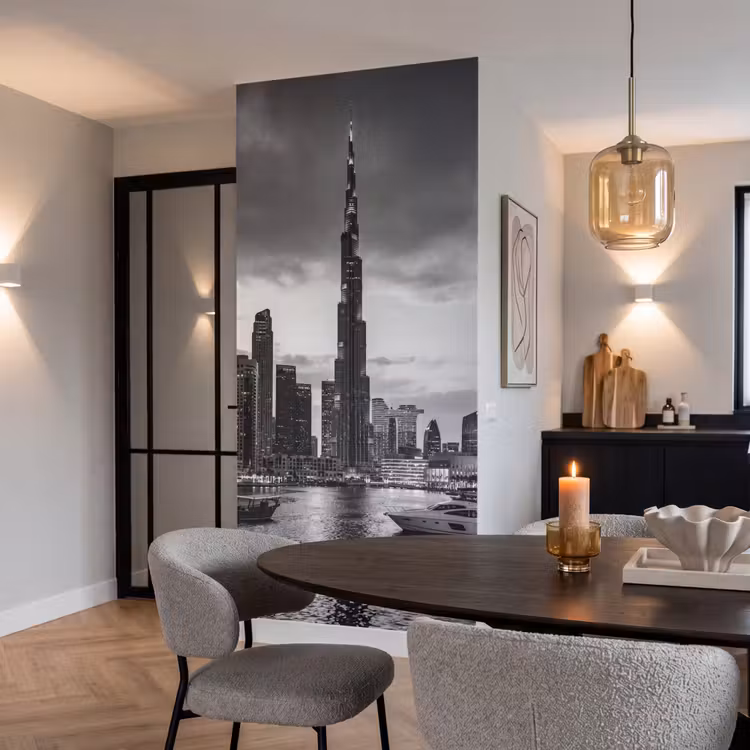 Stad - Skyline - Architectuur - Avond - Zwart-wit Behang Vlies klein -sfeer3