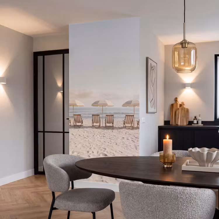 Strand - Stoelen - Parasol Behang Vlies klein -sfeer3