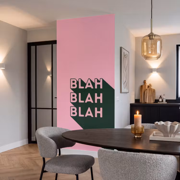Tekst - Grafisch - Groen - Schaduw Behang Vlies klein -sfeer3