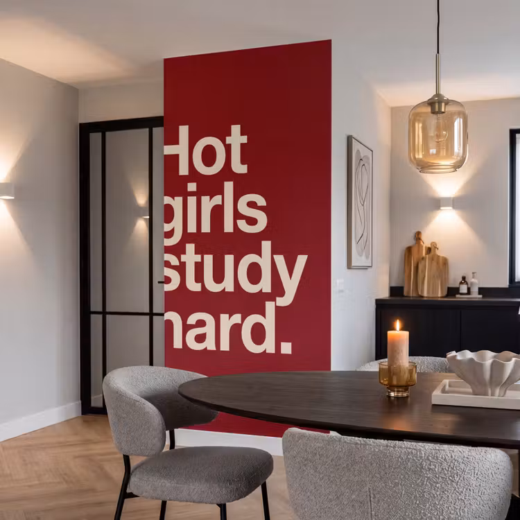 Tekst - Studie - Motivatie - Modern - Rood Behang Vlies klein -sfeer3